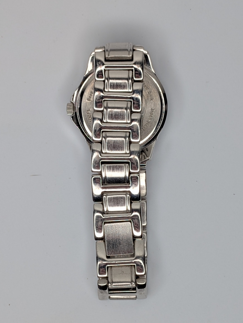 Armitron Now Watch Silver Tone Mother of Pearl Crystal Bezel Water Resistant - Picture 4 of 11